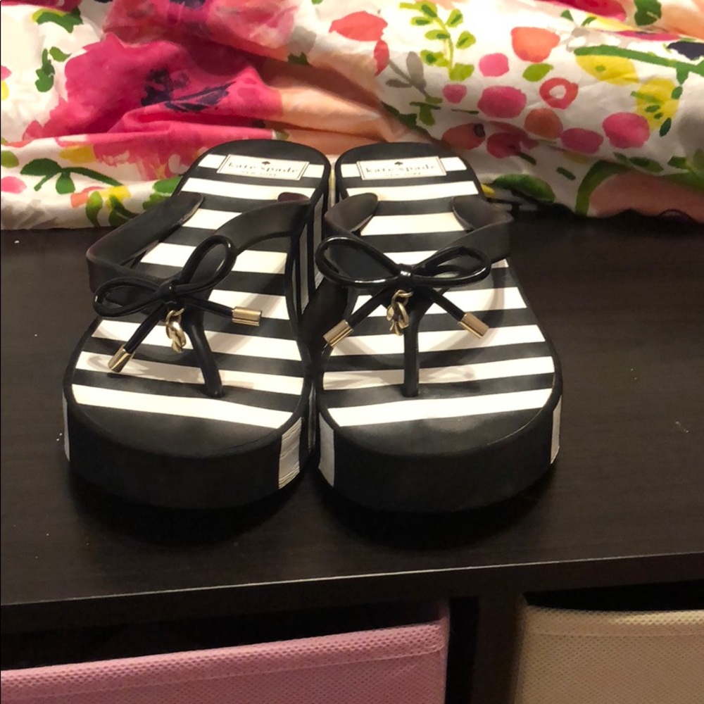 Kate Spade Platform Flip Flops - Picture 3 of 4